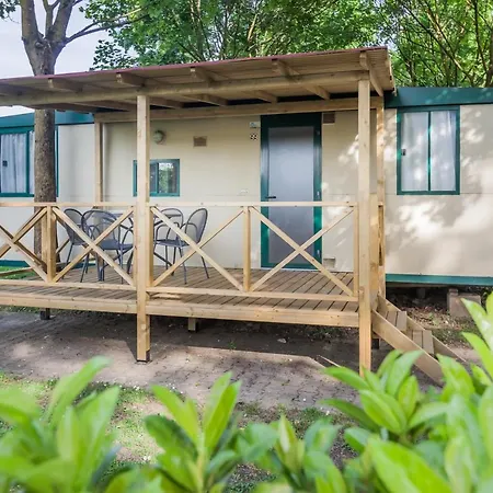 Camping فيتشنزا